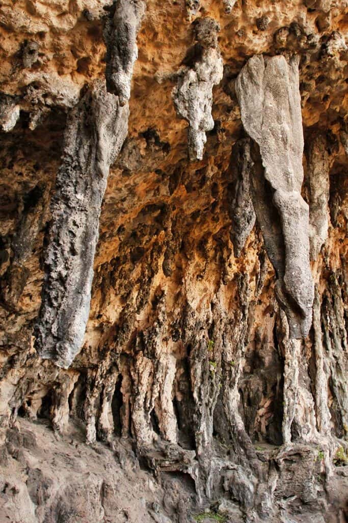 socotra-tour-digub-cave-04