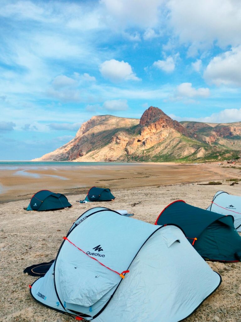 travel-to-the-island-of-socotra-qalansiyah-02